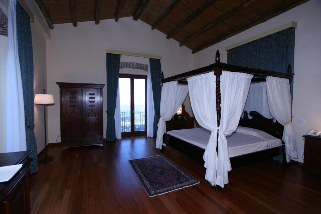 Resort Borgo San Rocco Savoca Habitación foto