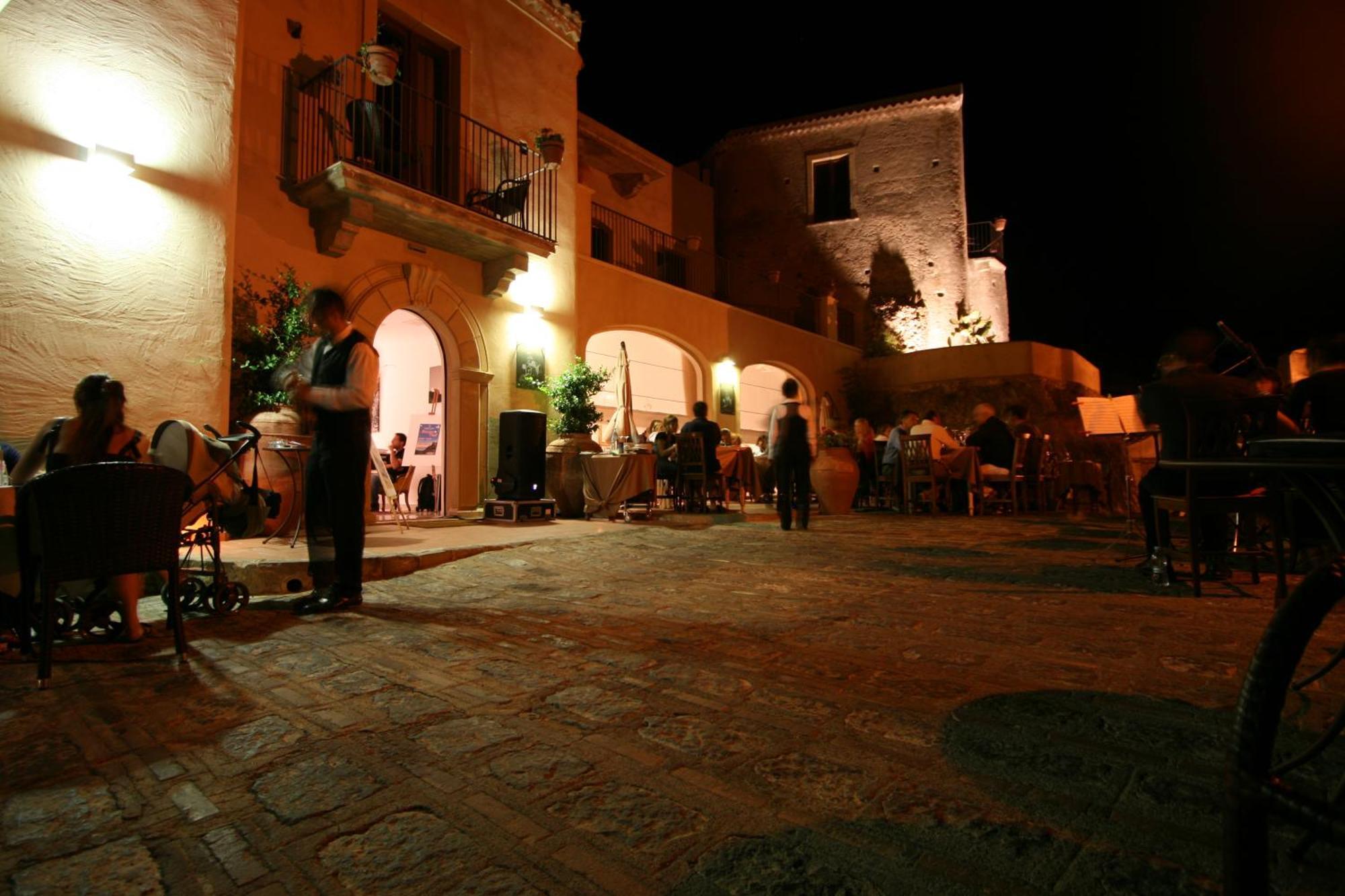 Resort Borgo San Rocco Savoca Exterior foto